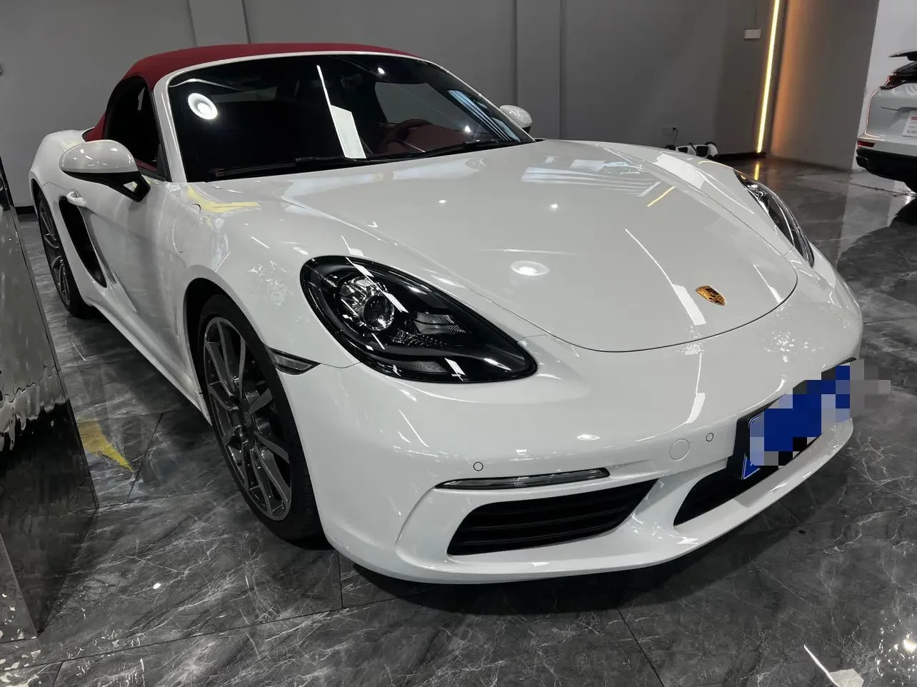 Porsche 718