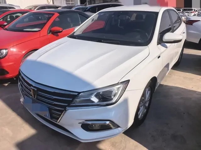 Roewe i5