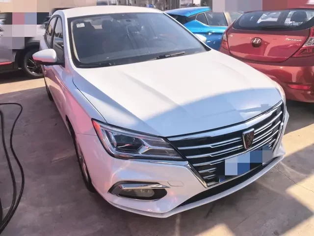 Roewe i5