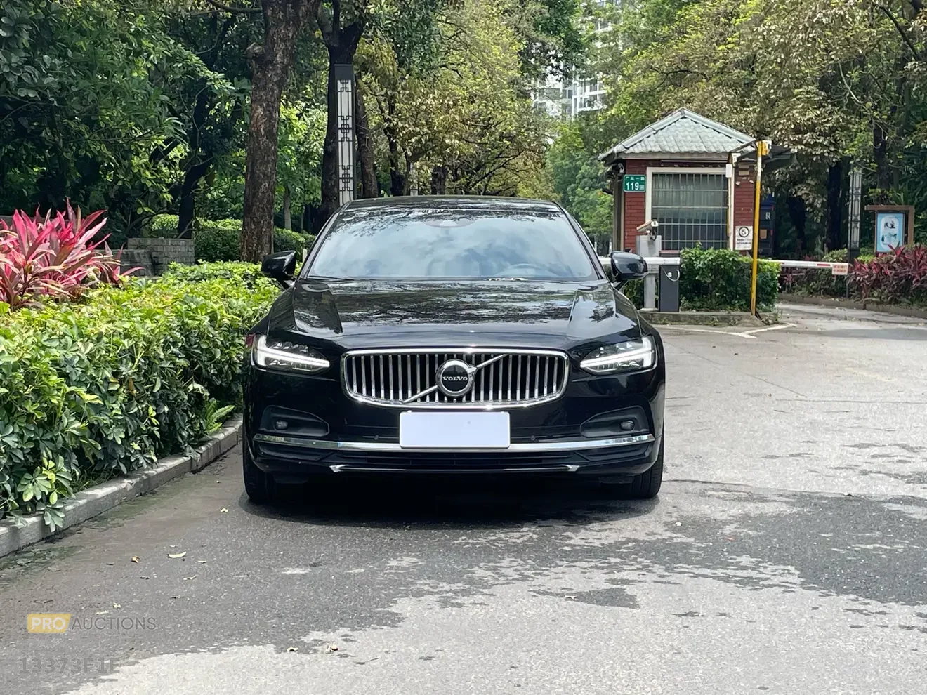Volvo S90