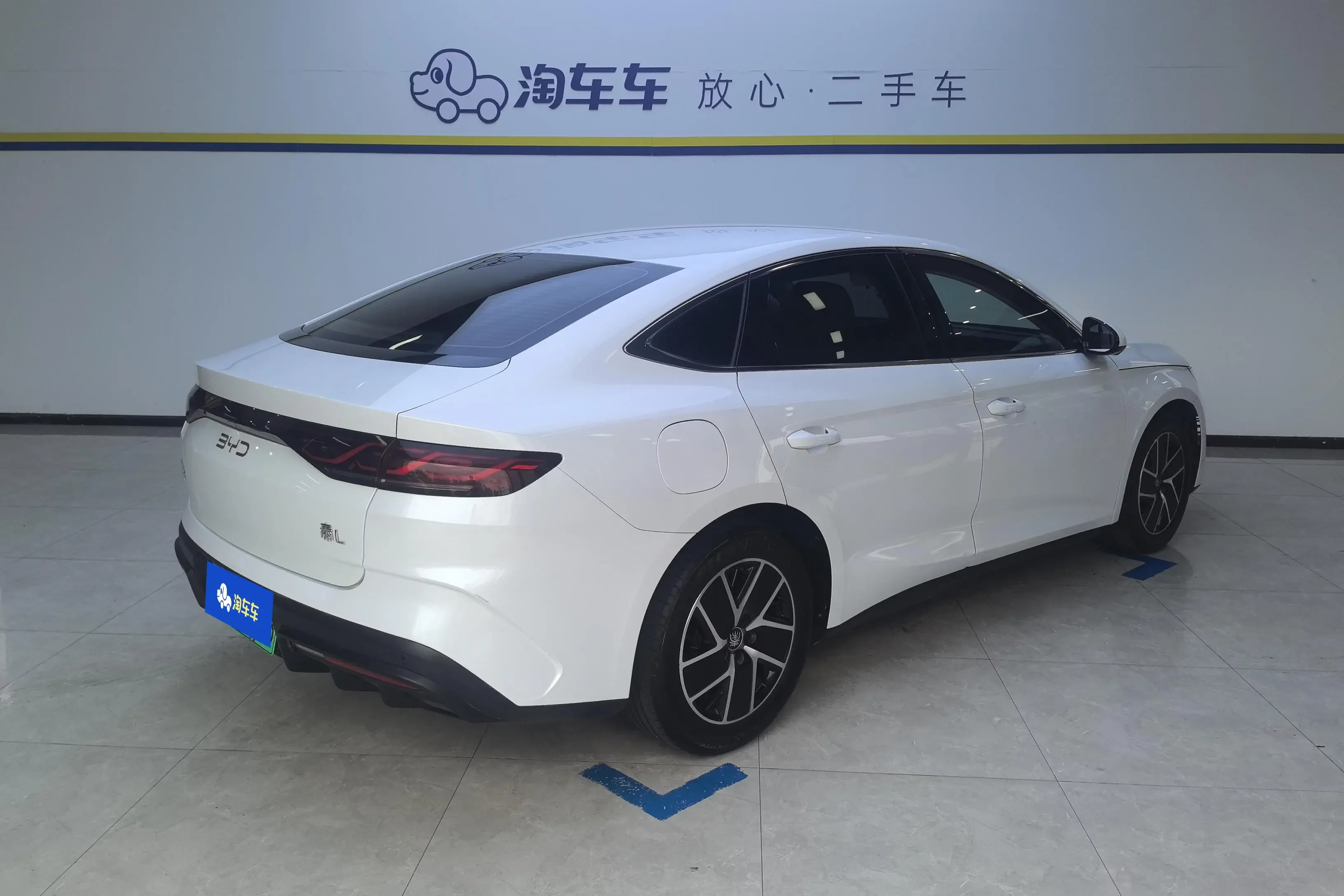 BYD Qin L DM