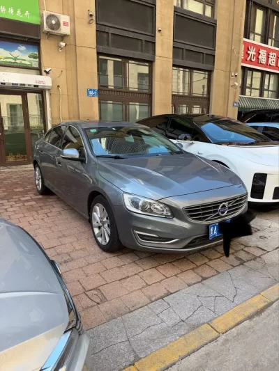 Volvo S60