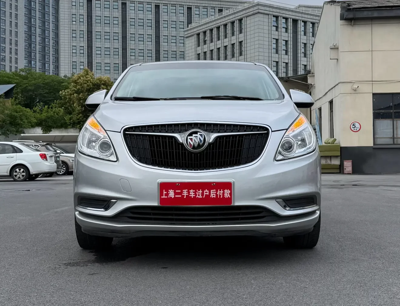 Buick GL8
