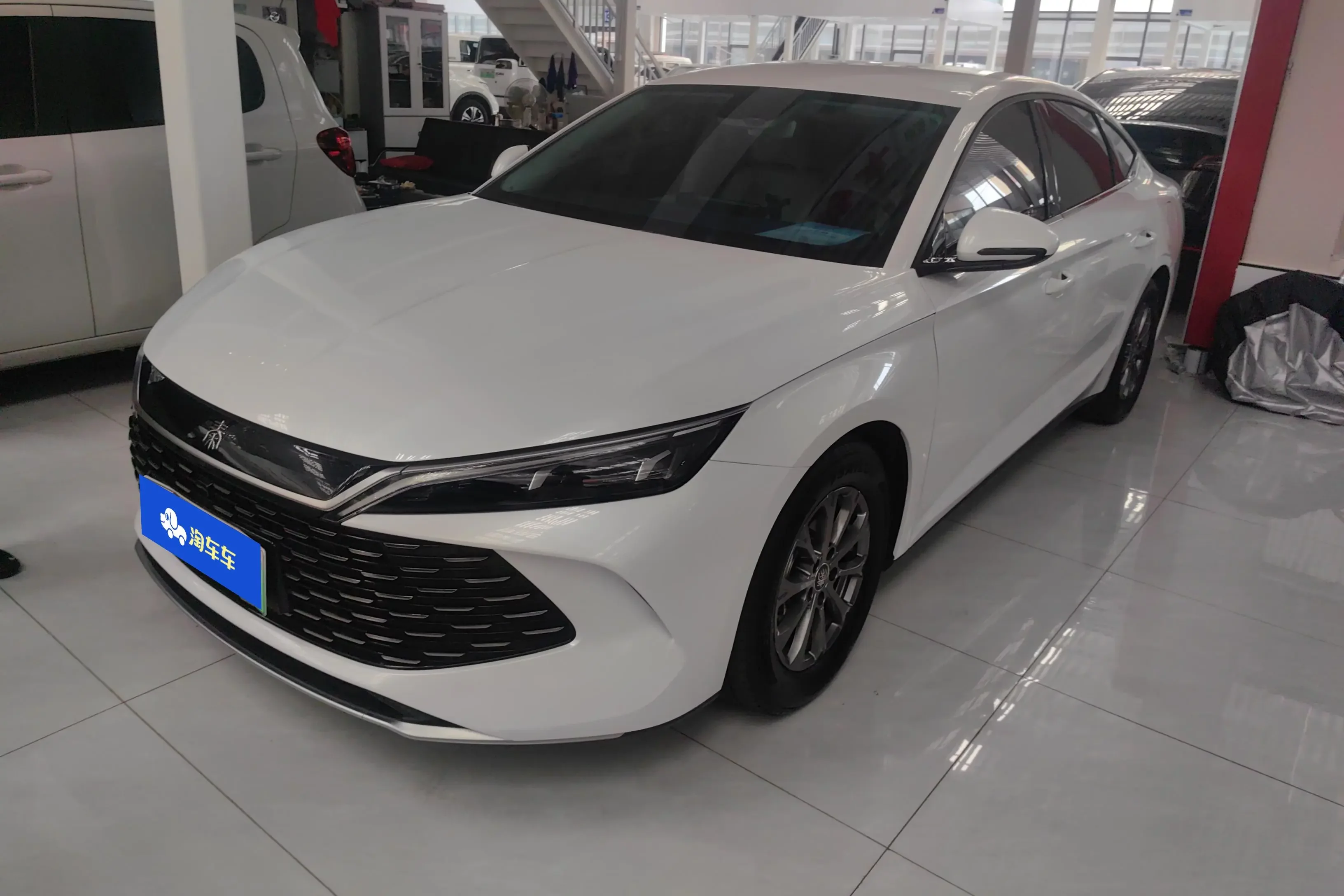 BYD Qin L DM