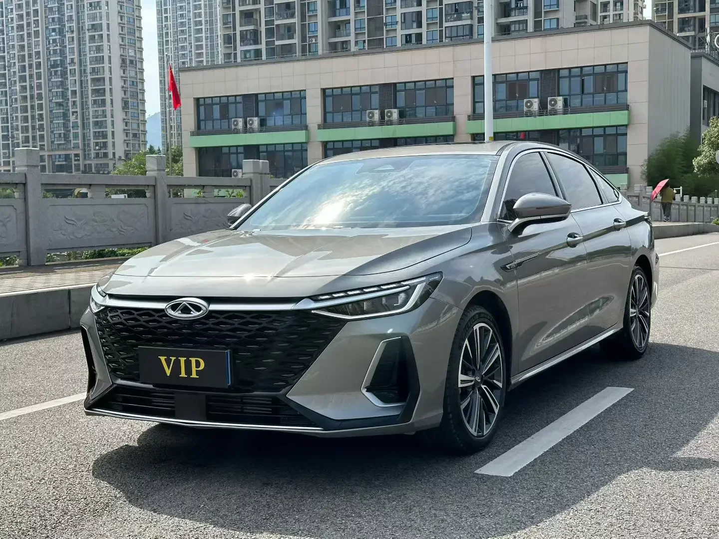 Chery Arrizo 8