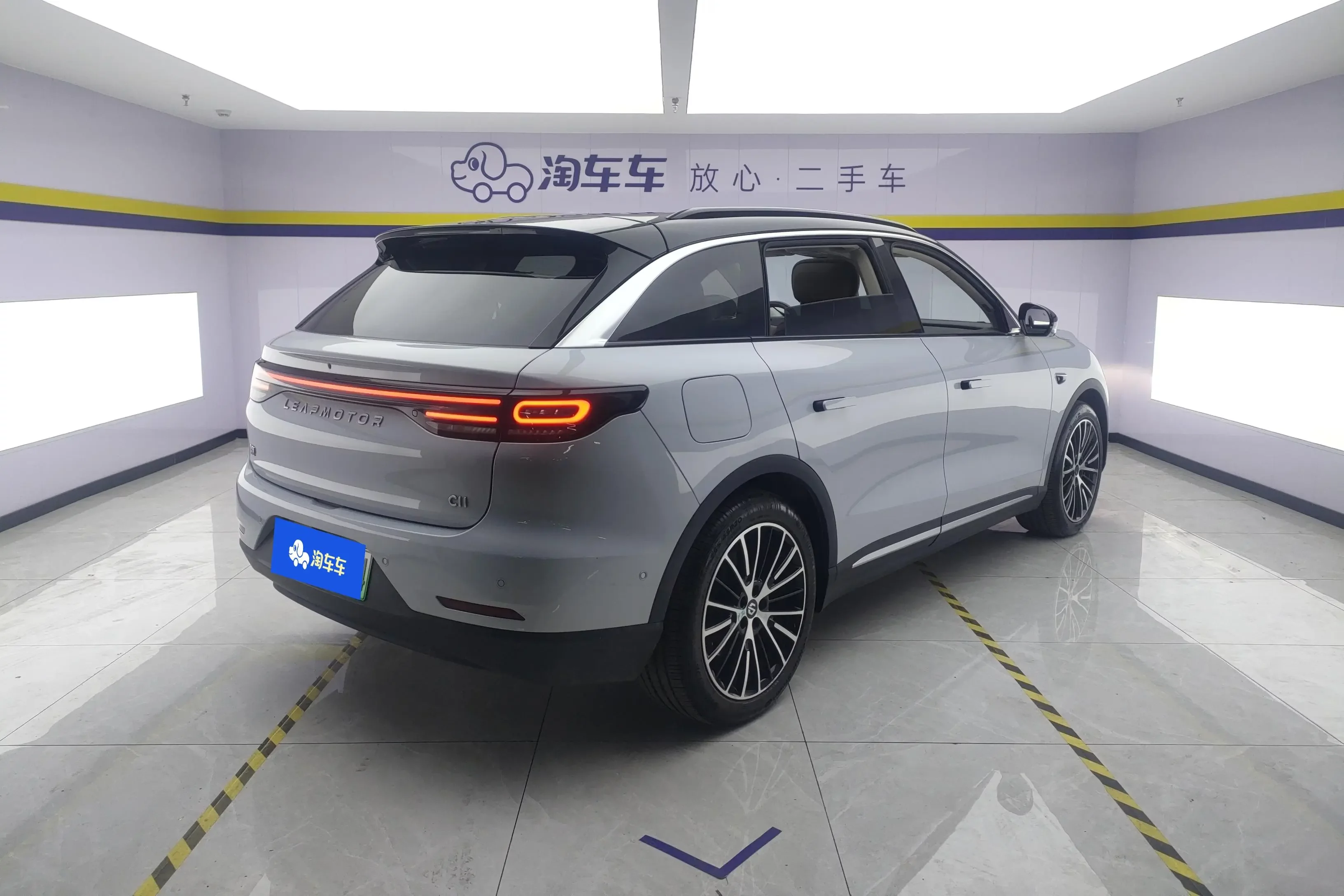 Leapmotor Zero running C11