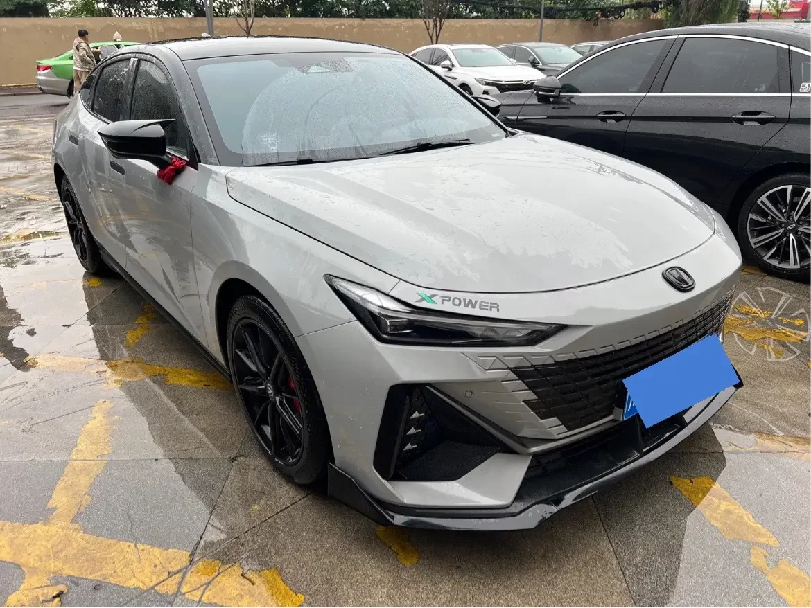 Changan UNI-V