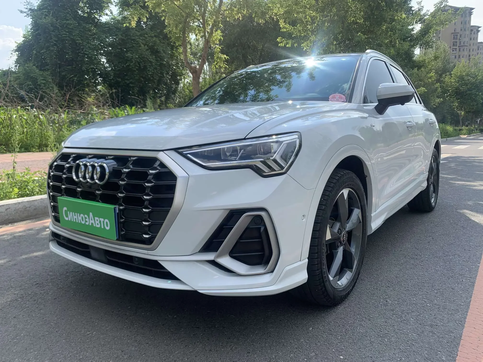 AUDI Q3