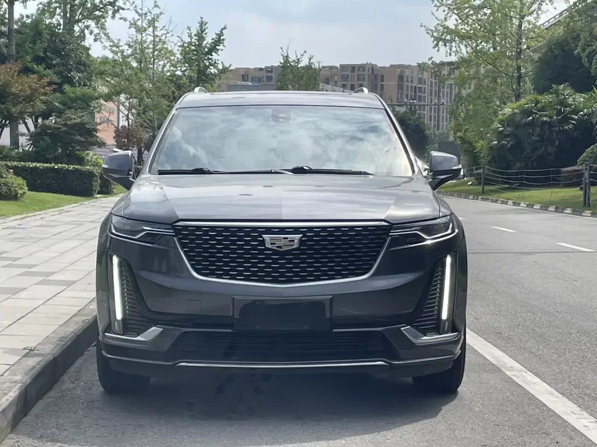 Cadillac XT6