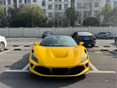 Ferrari F8