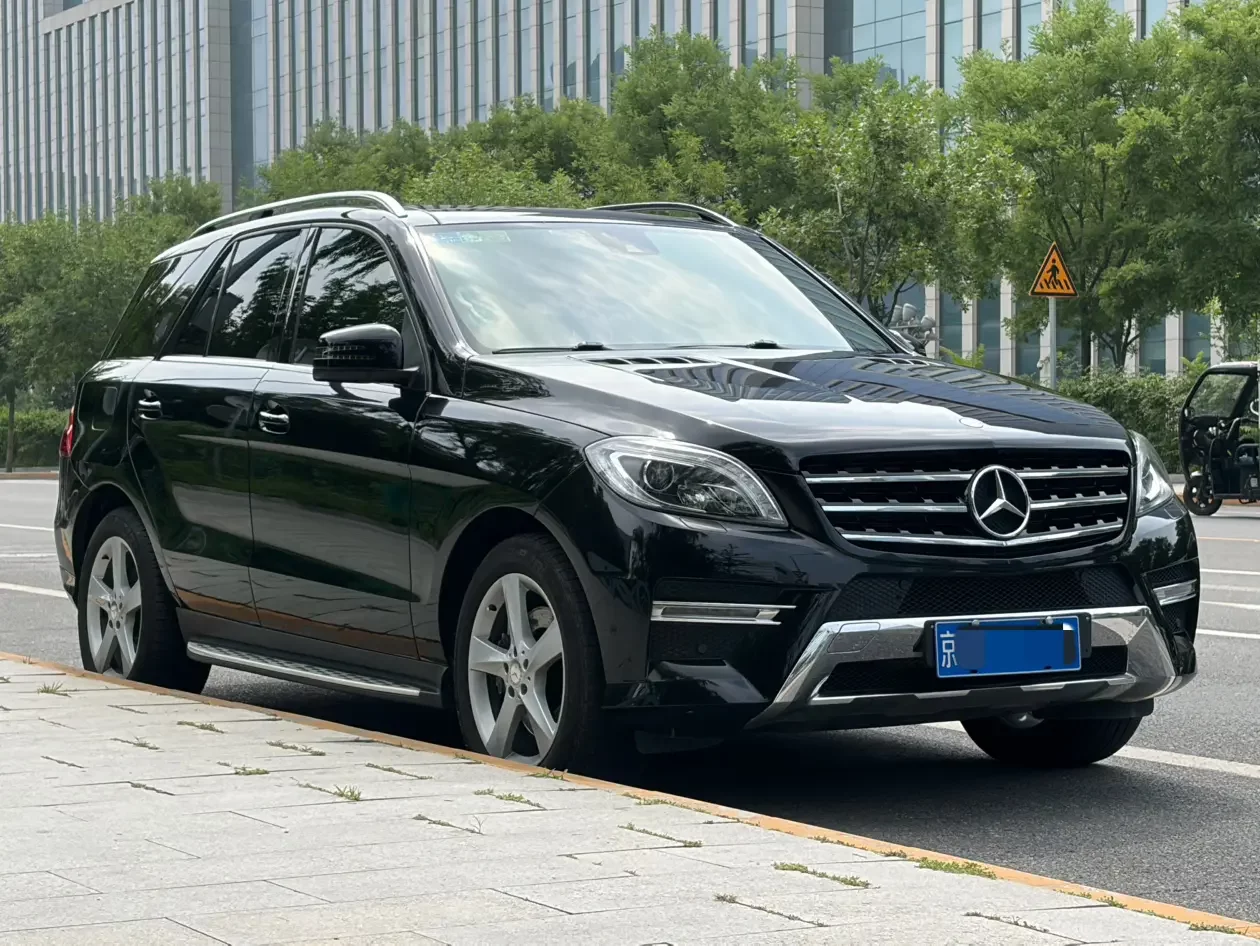 Mercedes-Benz M Class