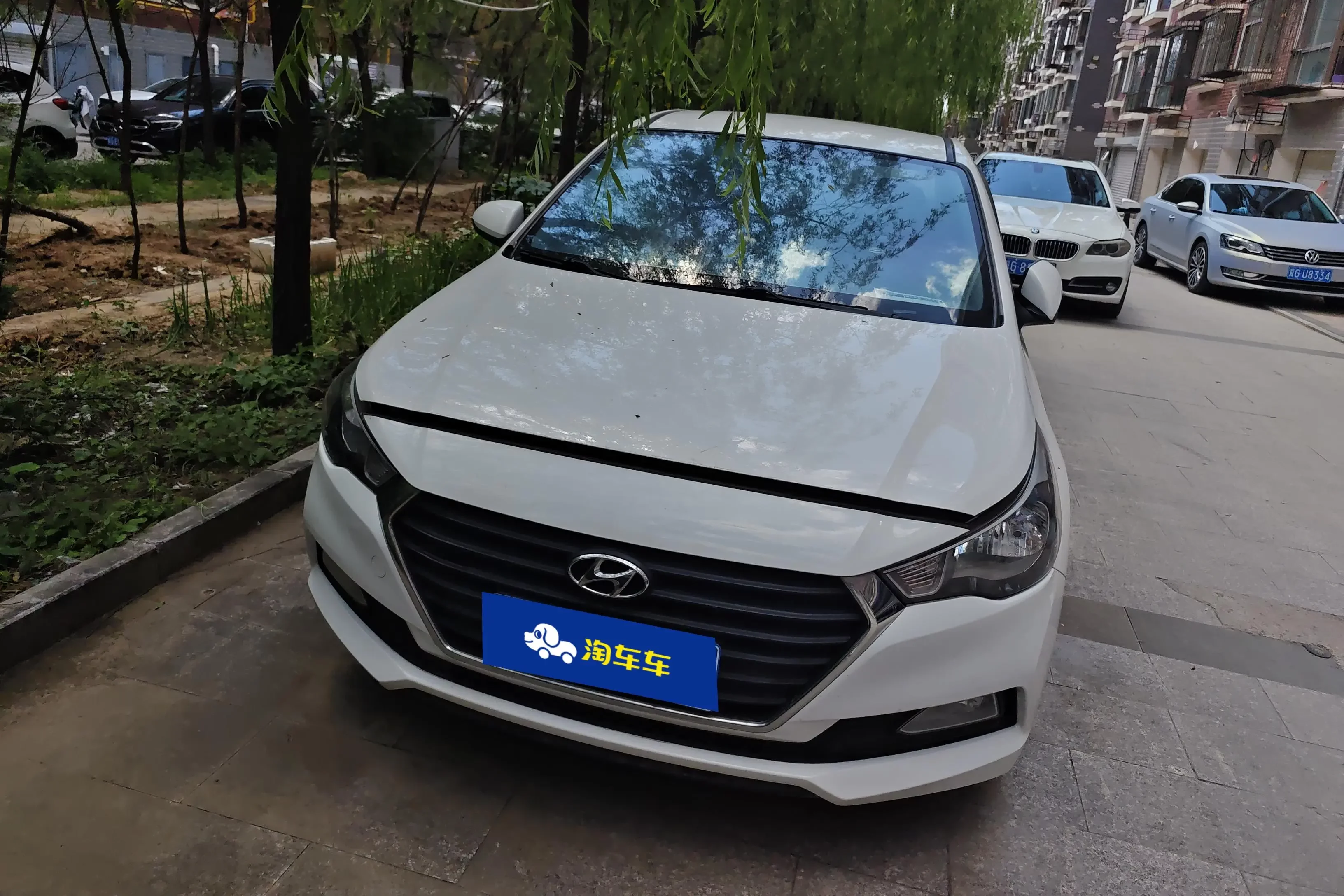 Hyundai Accept