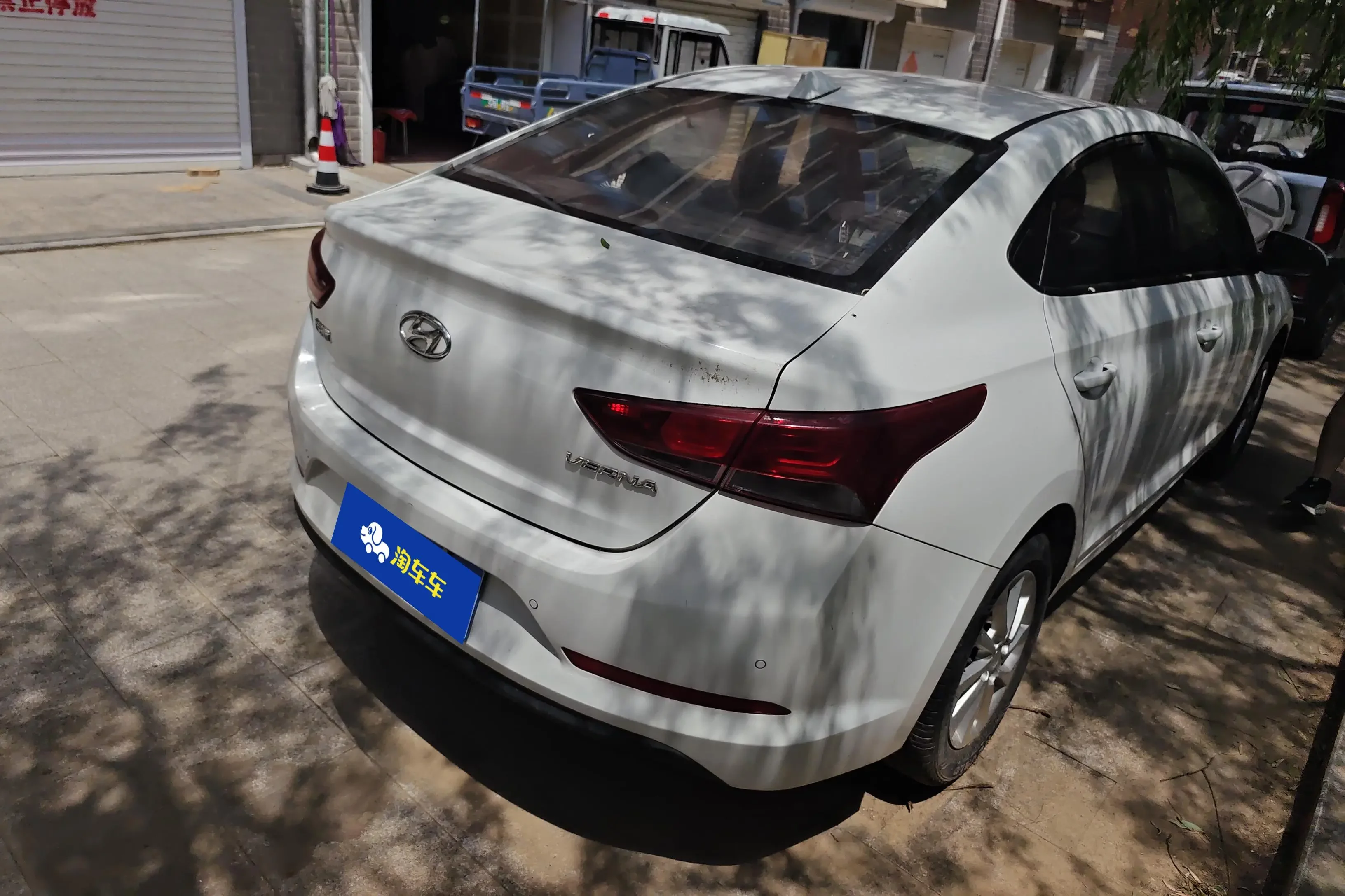 Hyundai Accept