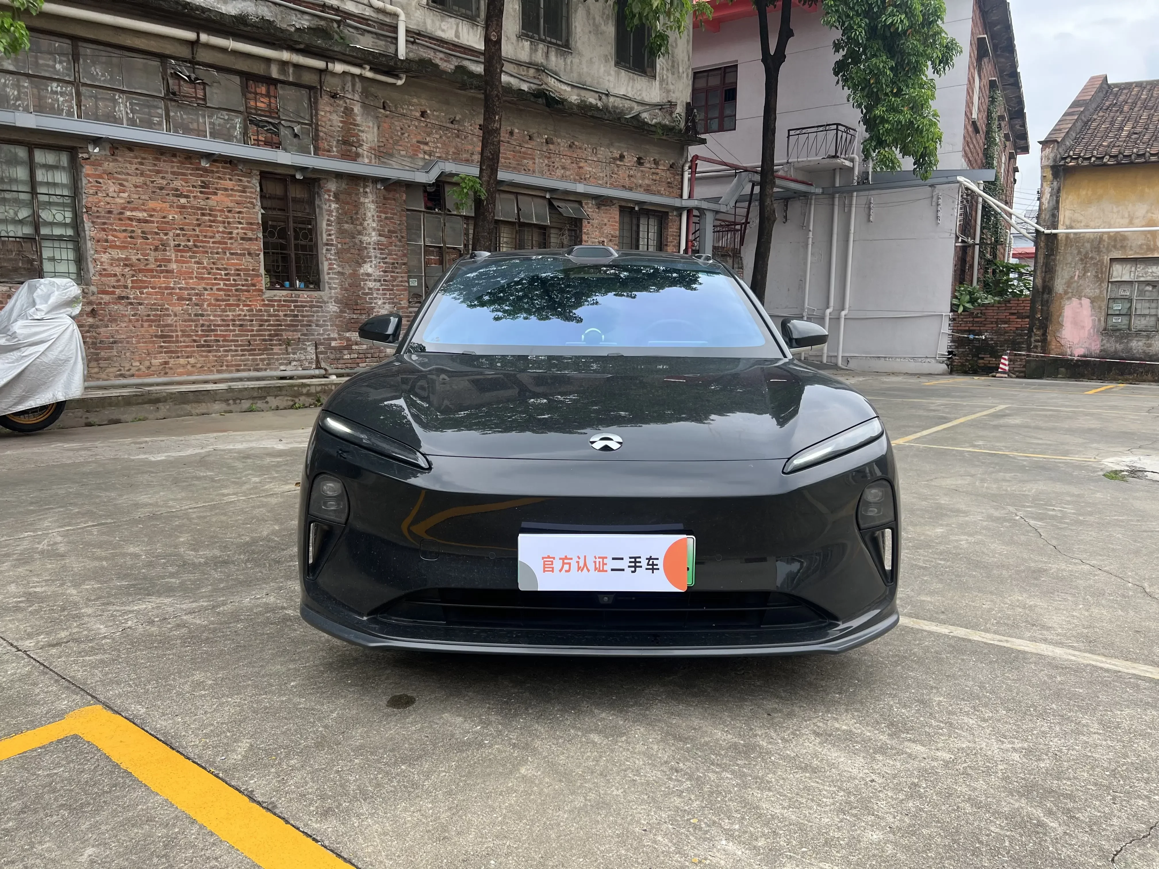 NIO ET5T
