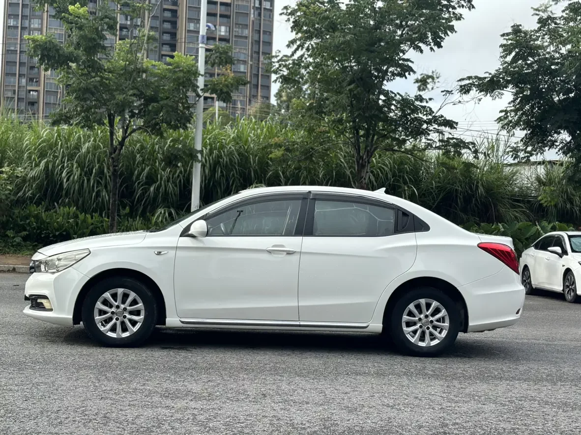 GAC Trumpchi GA3S Vision