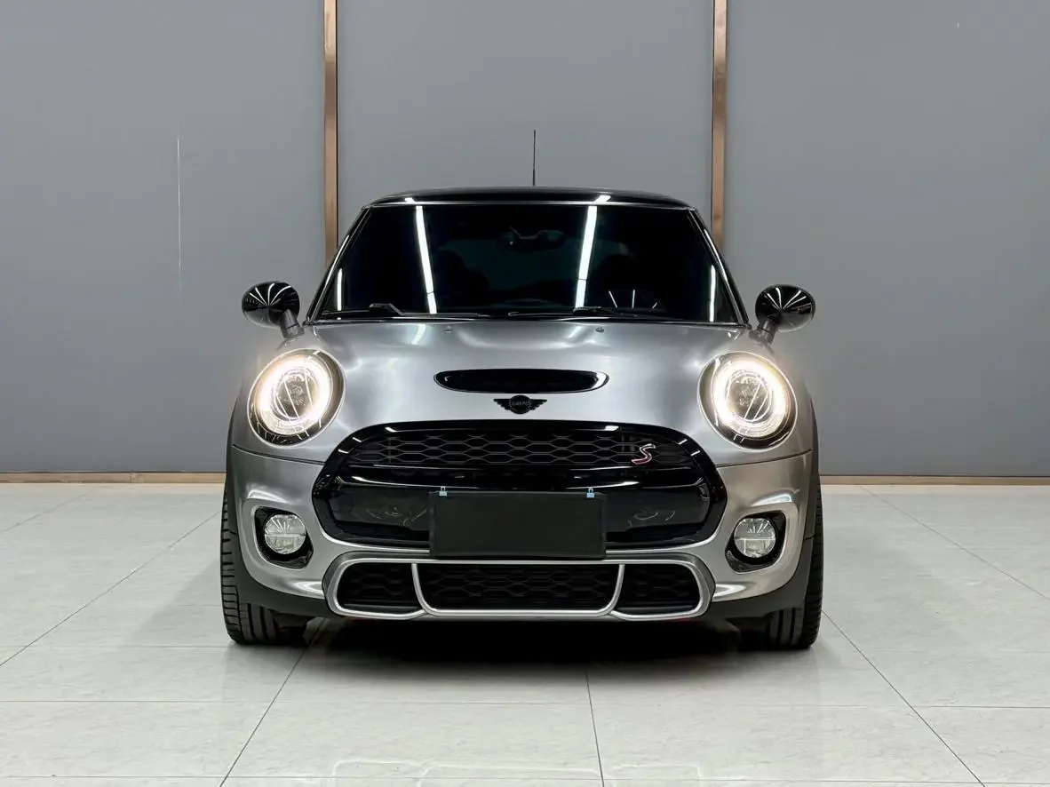 MINI 