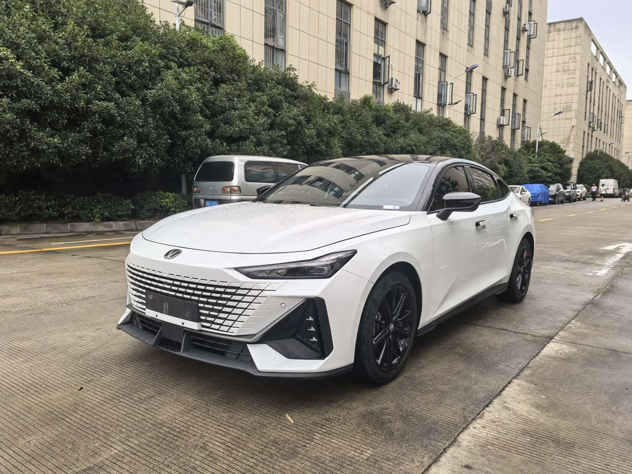 Changan UNI-V