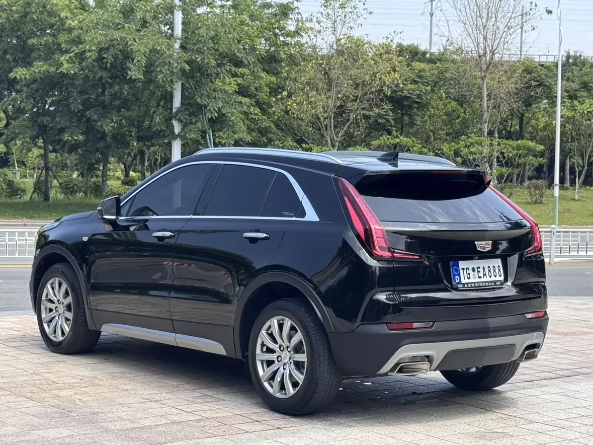 Cadillac XT4