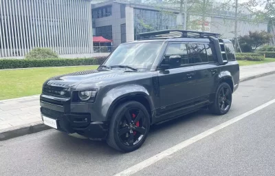 Land Rover guard