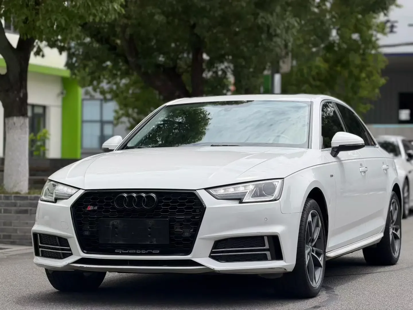 Audi A4L