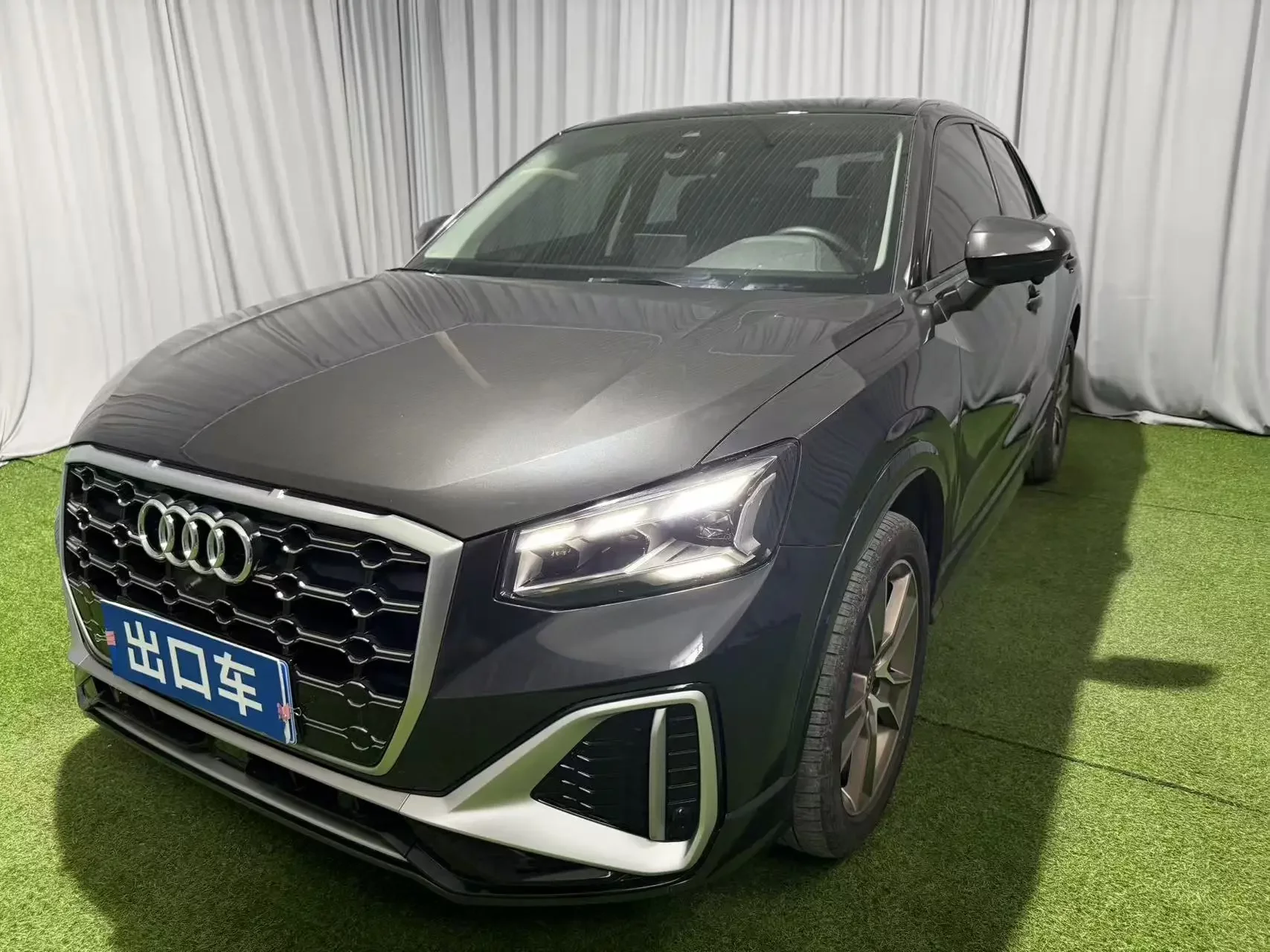 Audi Q2L