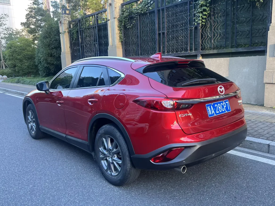 Mazda CX-4