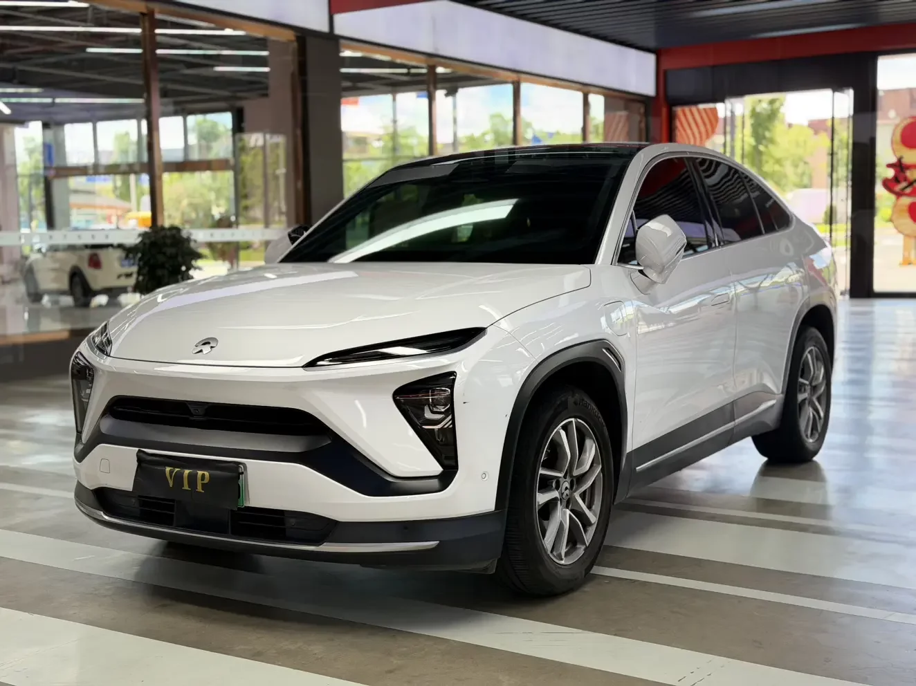 NIO EC6