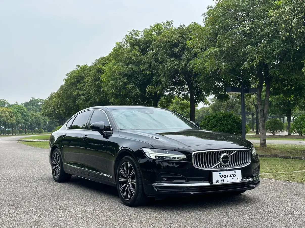 Volvo S90