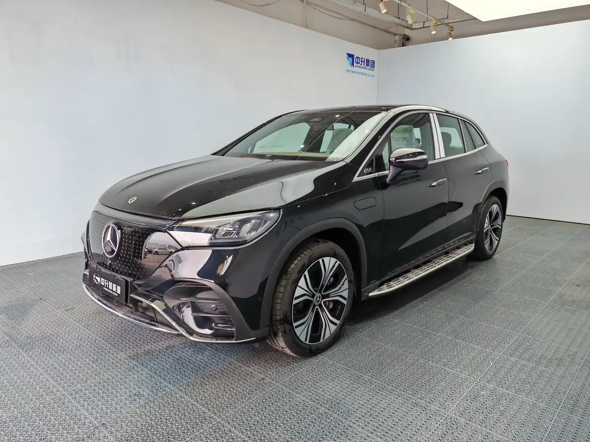 Mercedes-Benz EQE SUV
