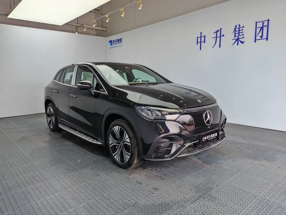 Mercedes-Benz EQE SUV