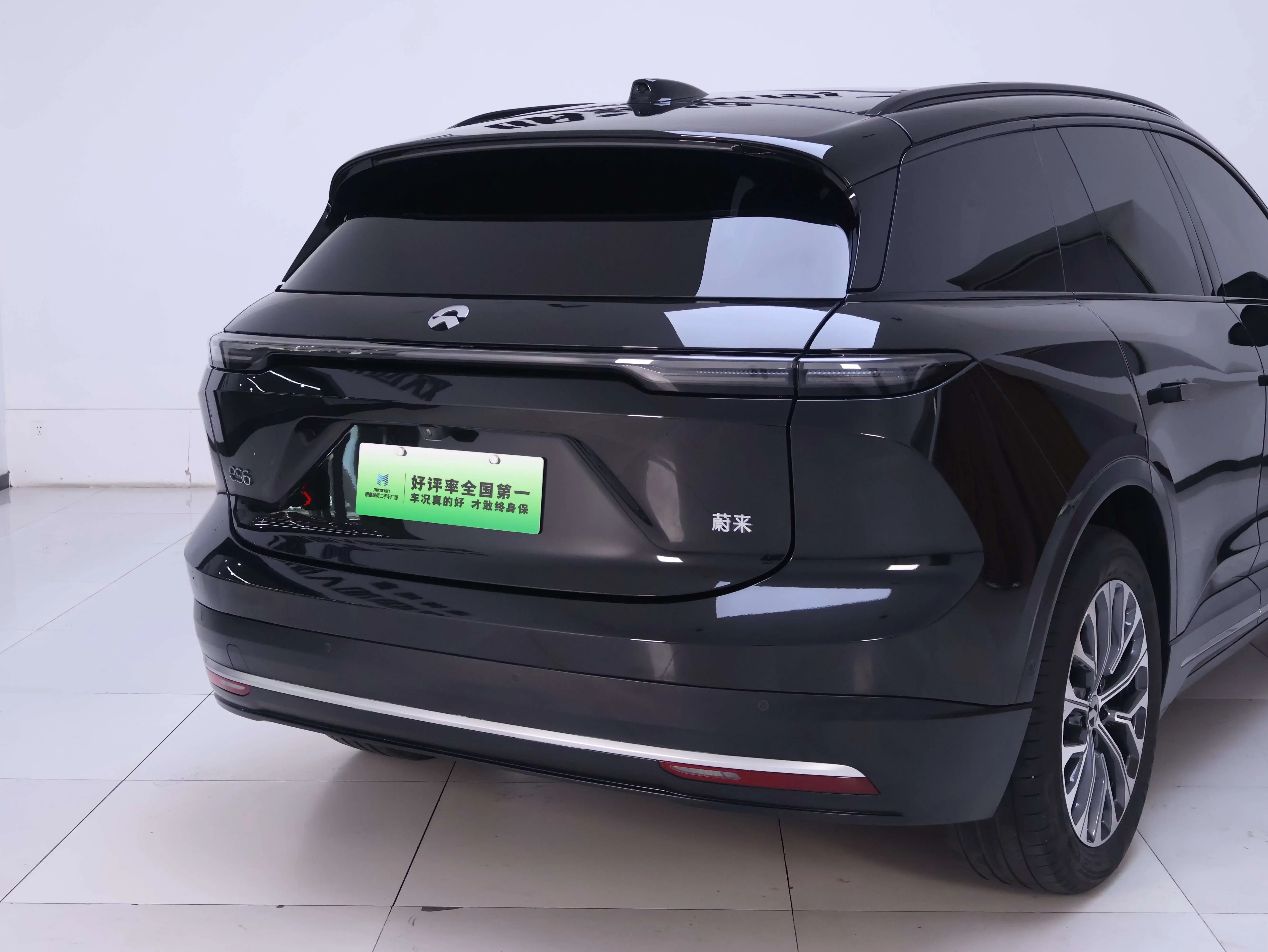 NIO ES6