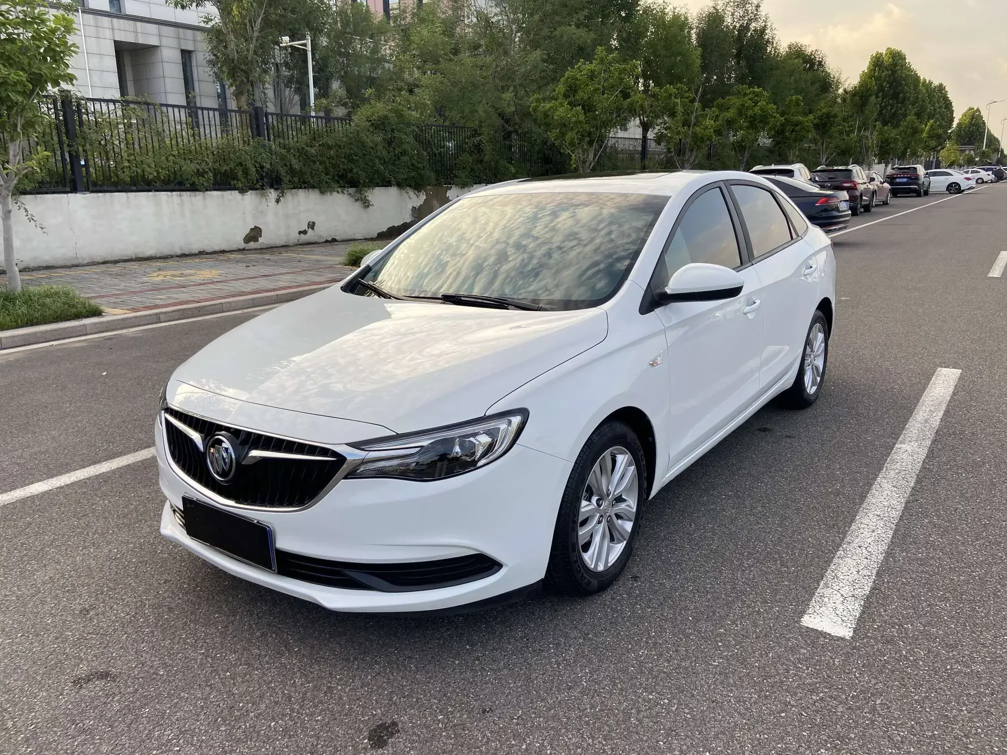 Buick Yinglang