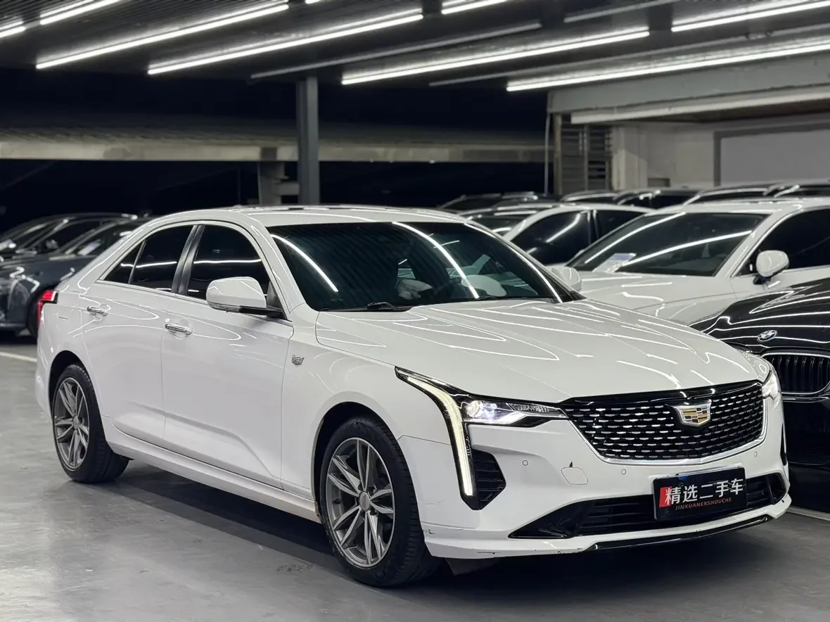 Cadillac CT4