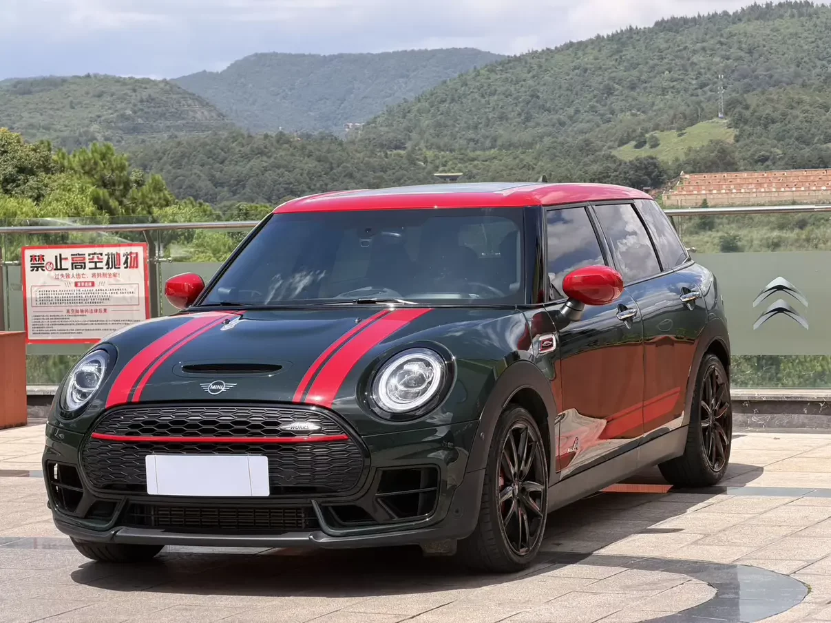 MINI JCW CLUBMAN
