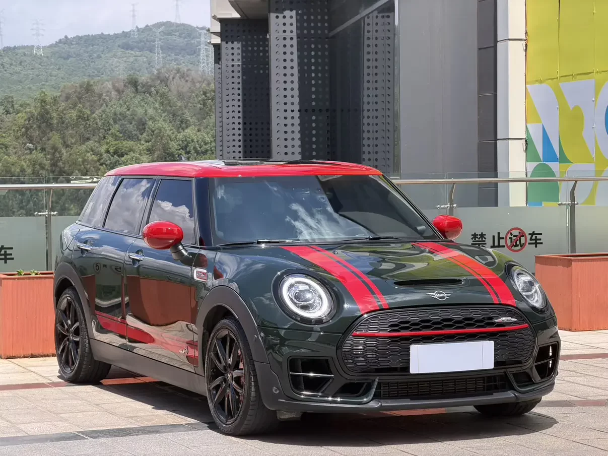 MINI JCW CLUBMAN