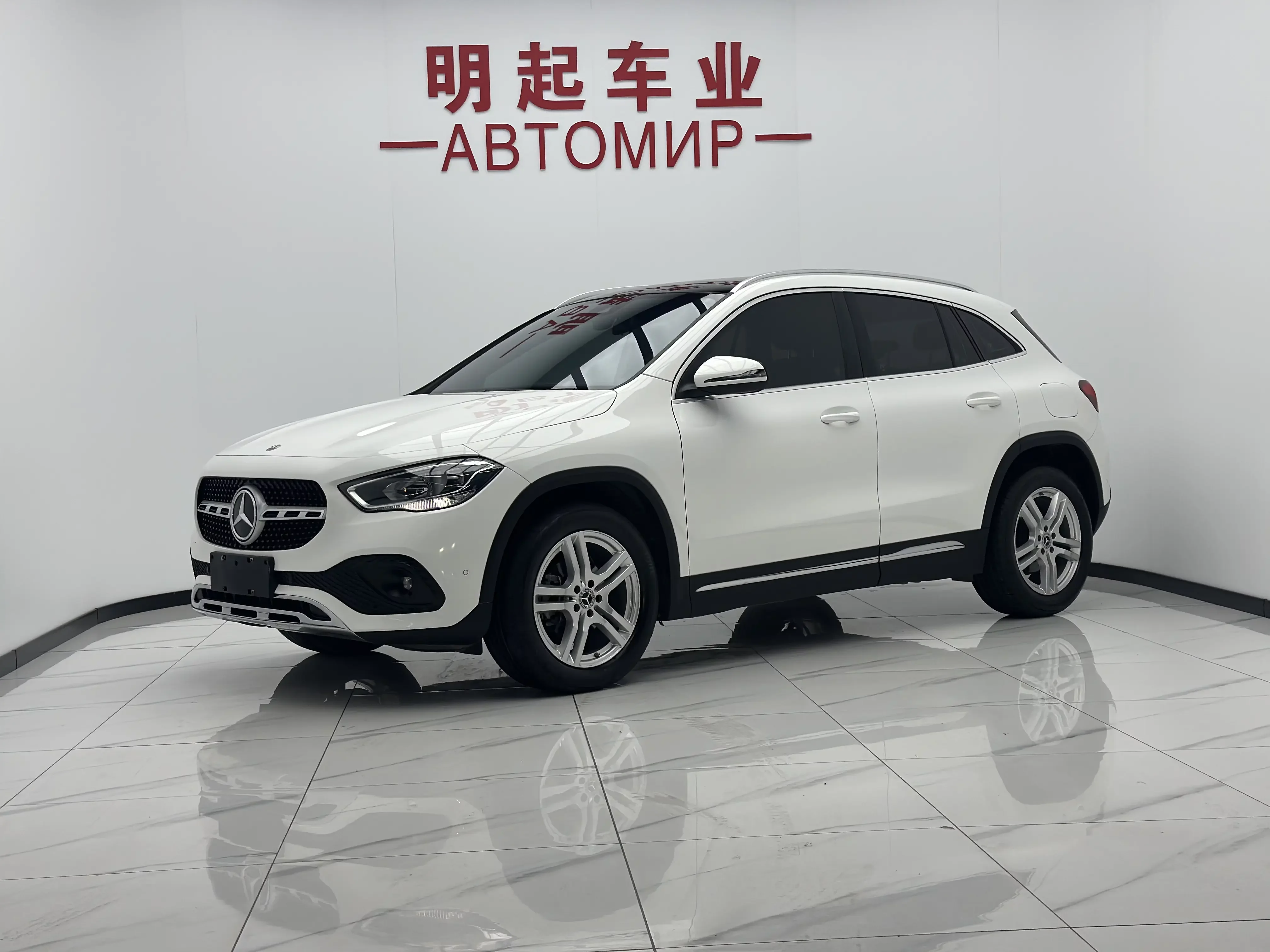Mercedes-Benz GLA