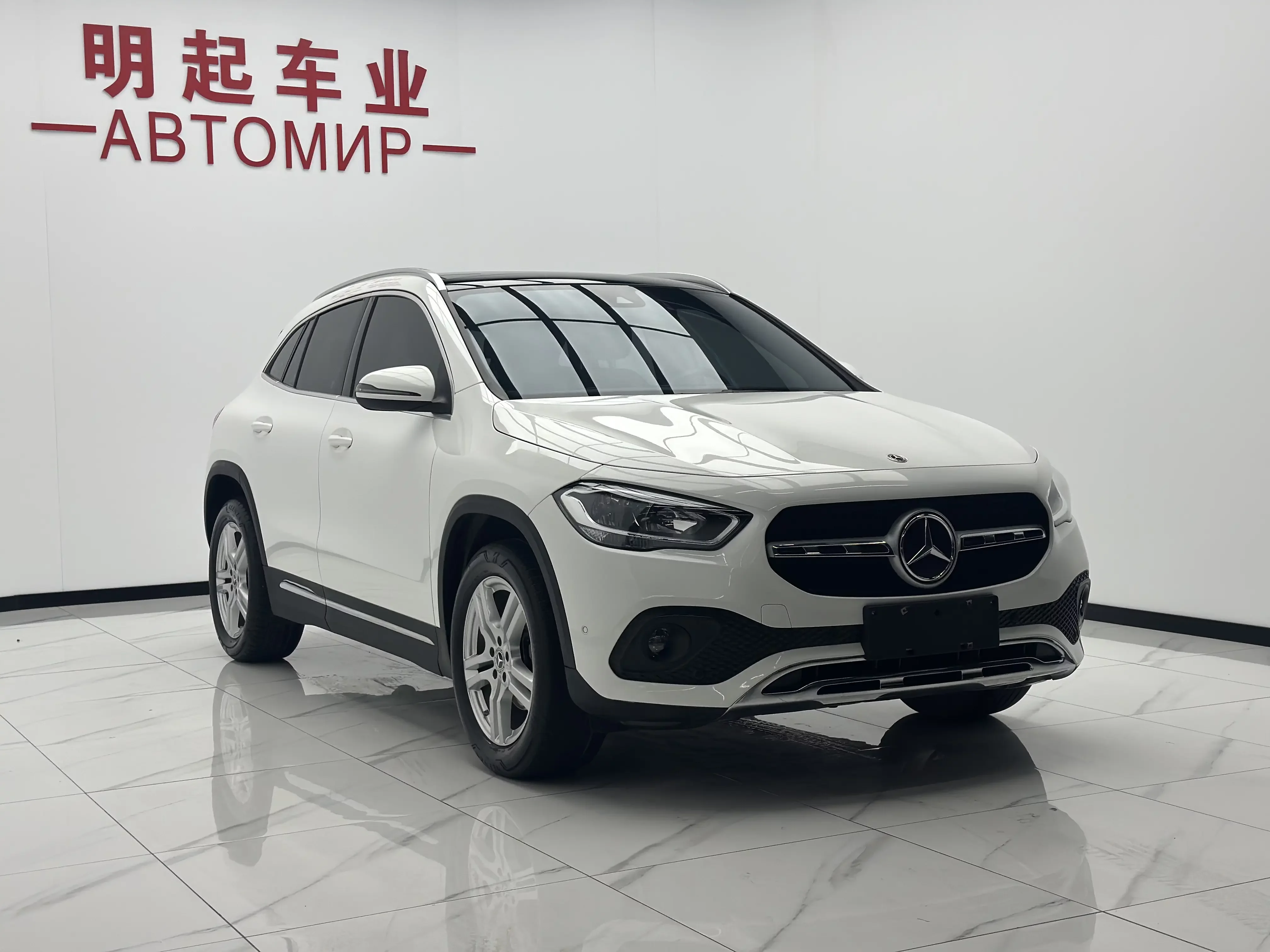 Mercedes-Benz GLA