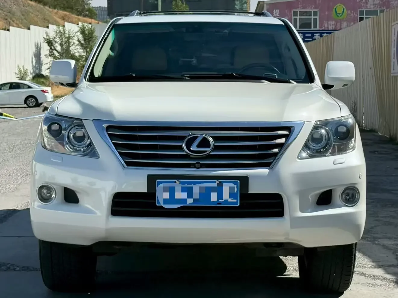 Lexus LX