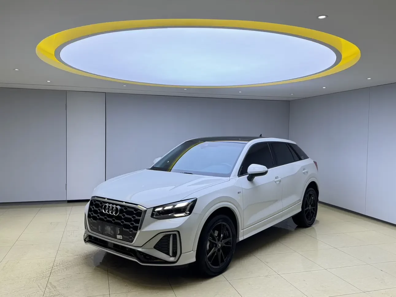 Audi Q2L