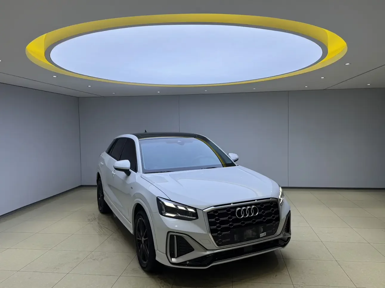 Audi Q2L