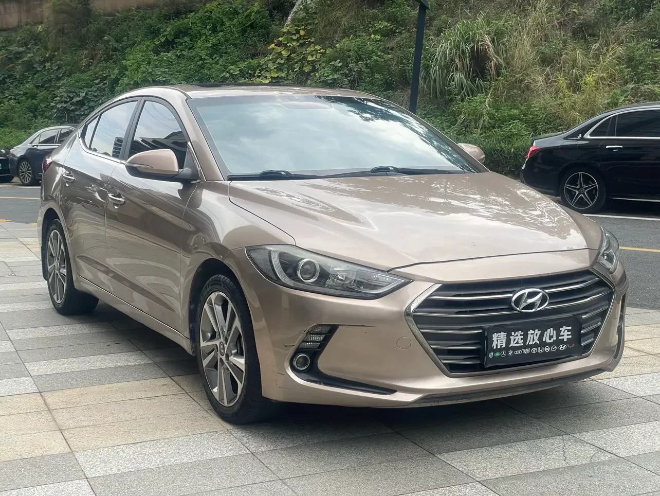 Hyundai lead