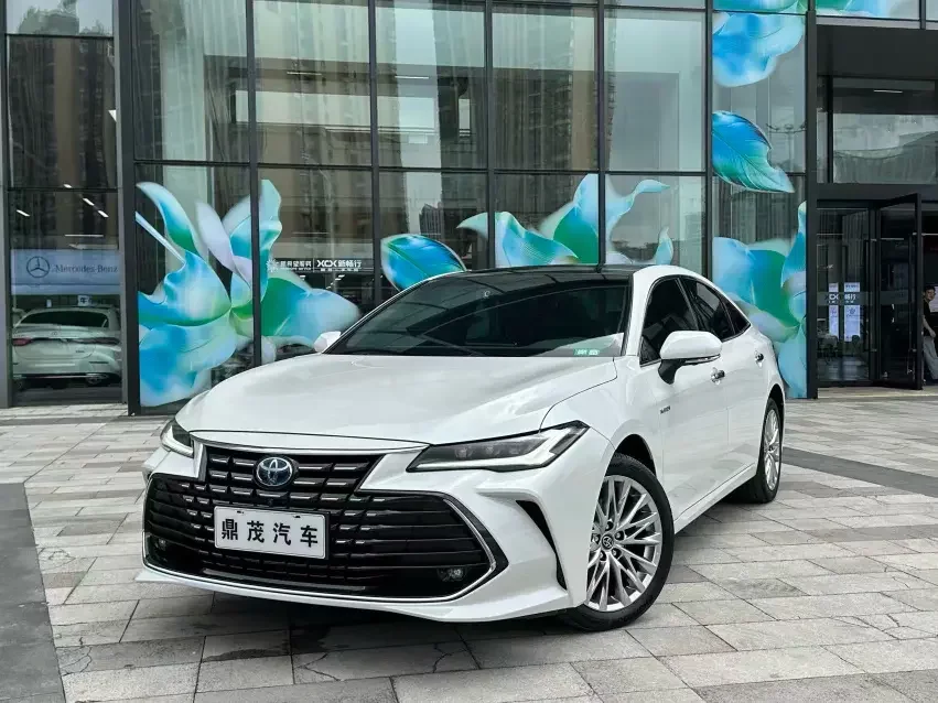 Toyota Avalon (asian dragon)