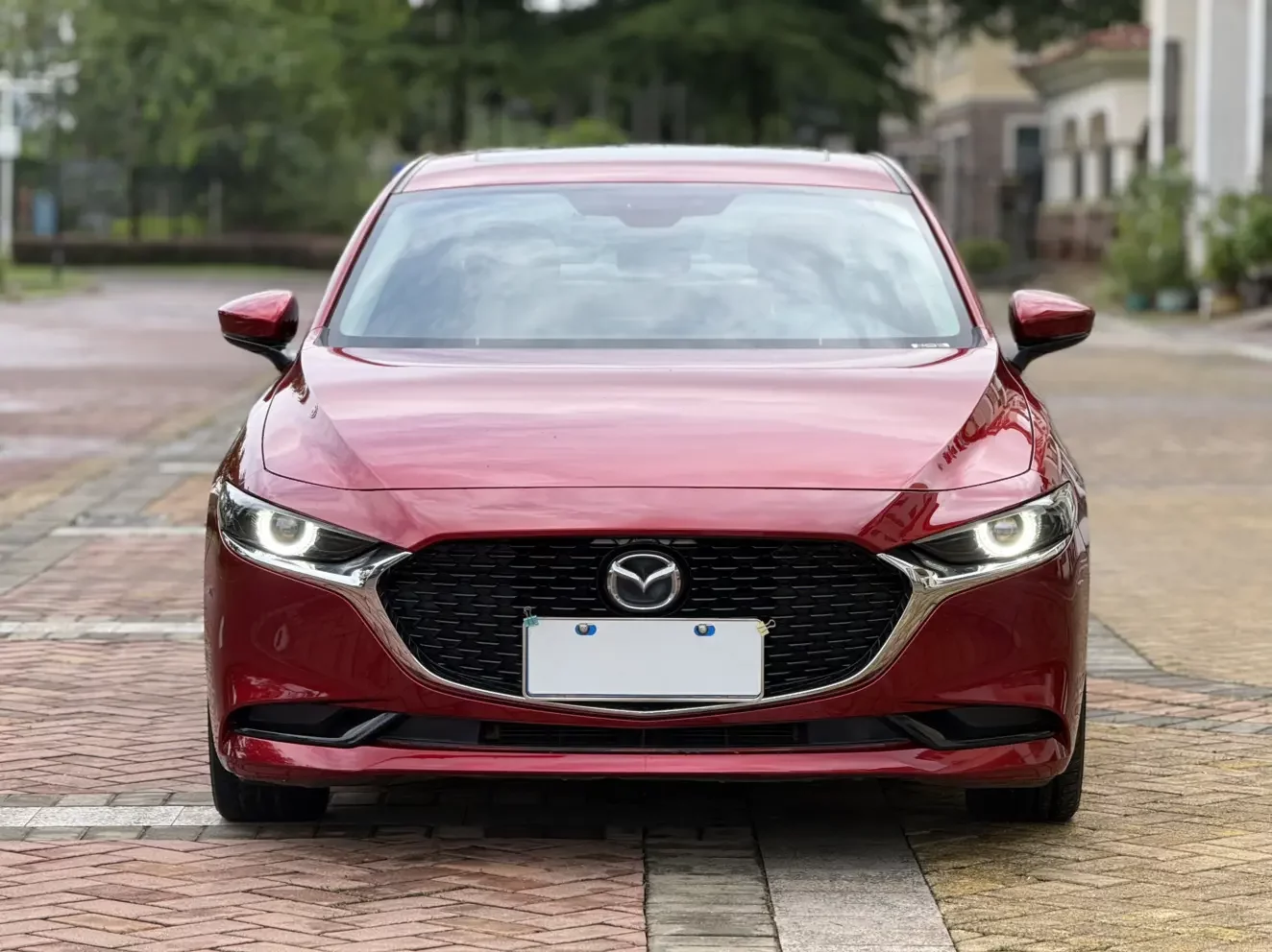 Mazda Axela (3)
