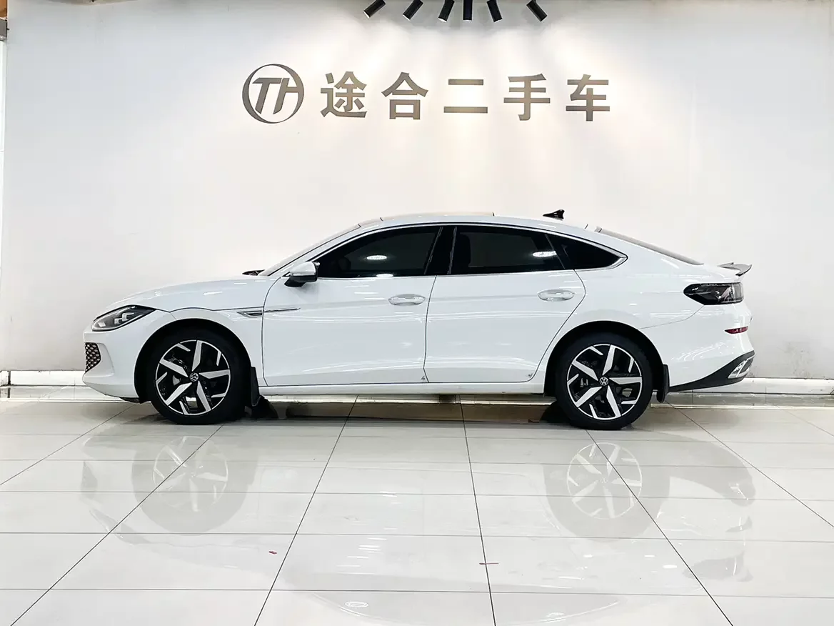 Volkswagen Lamando (Lingdu)