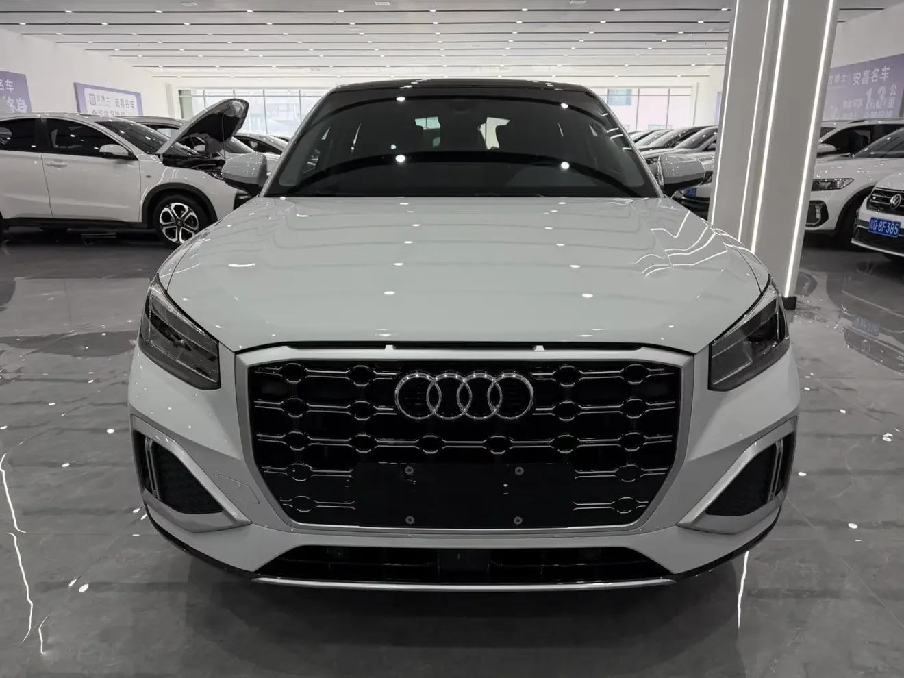 Audi Q2L
