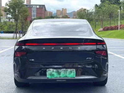 Xpeng P7