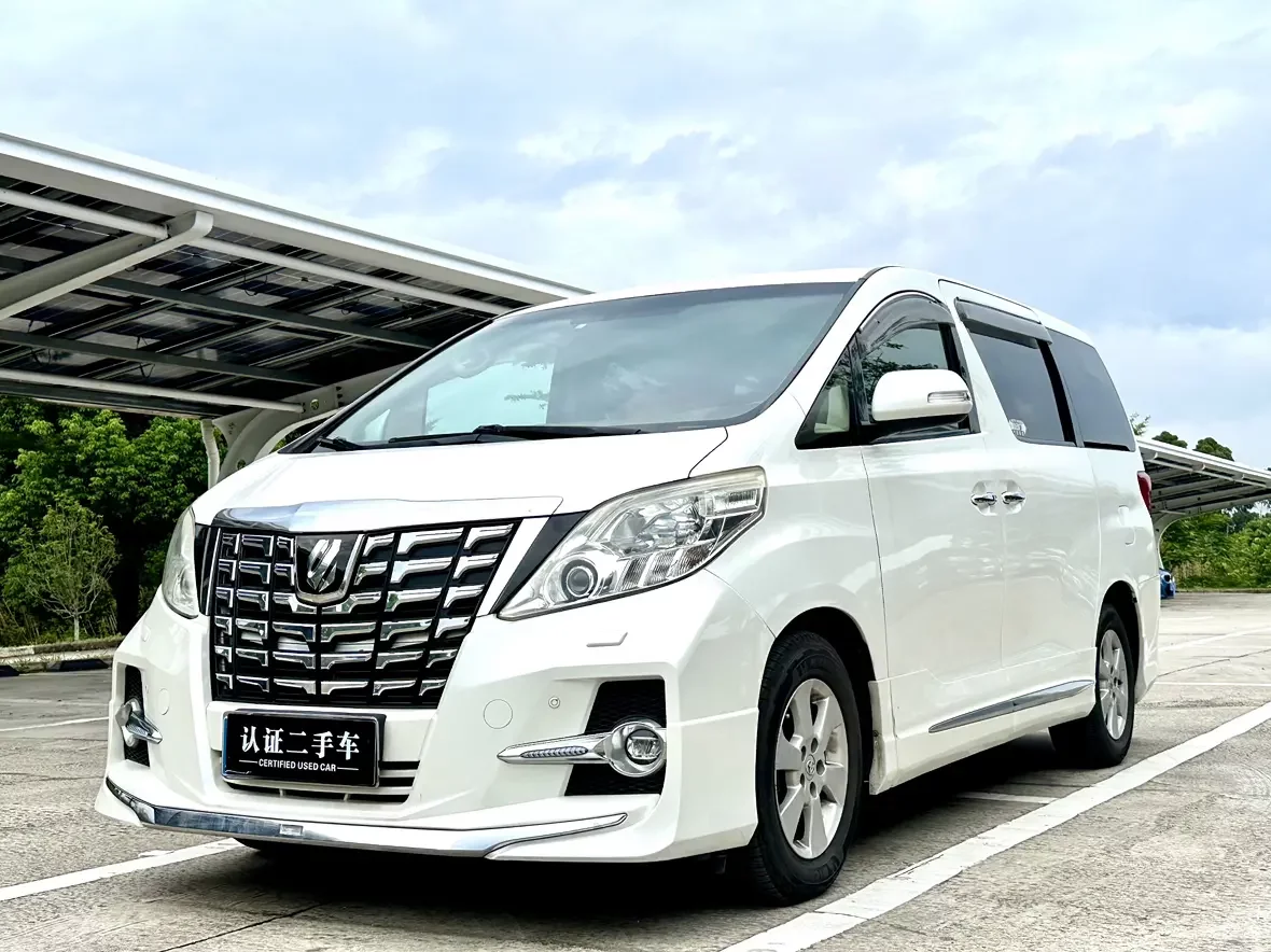 Toyota Alphard (Elfa)