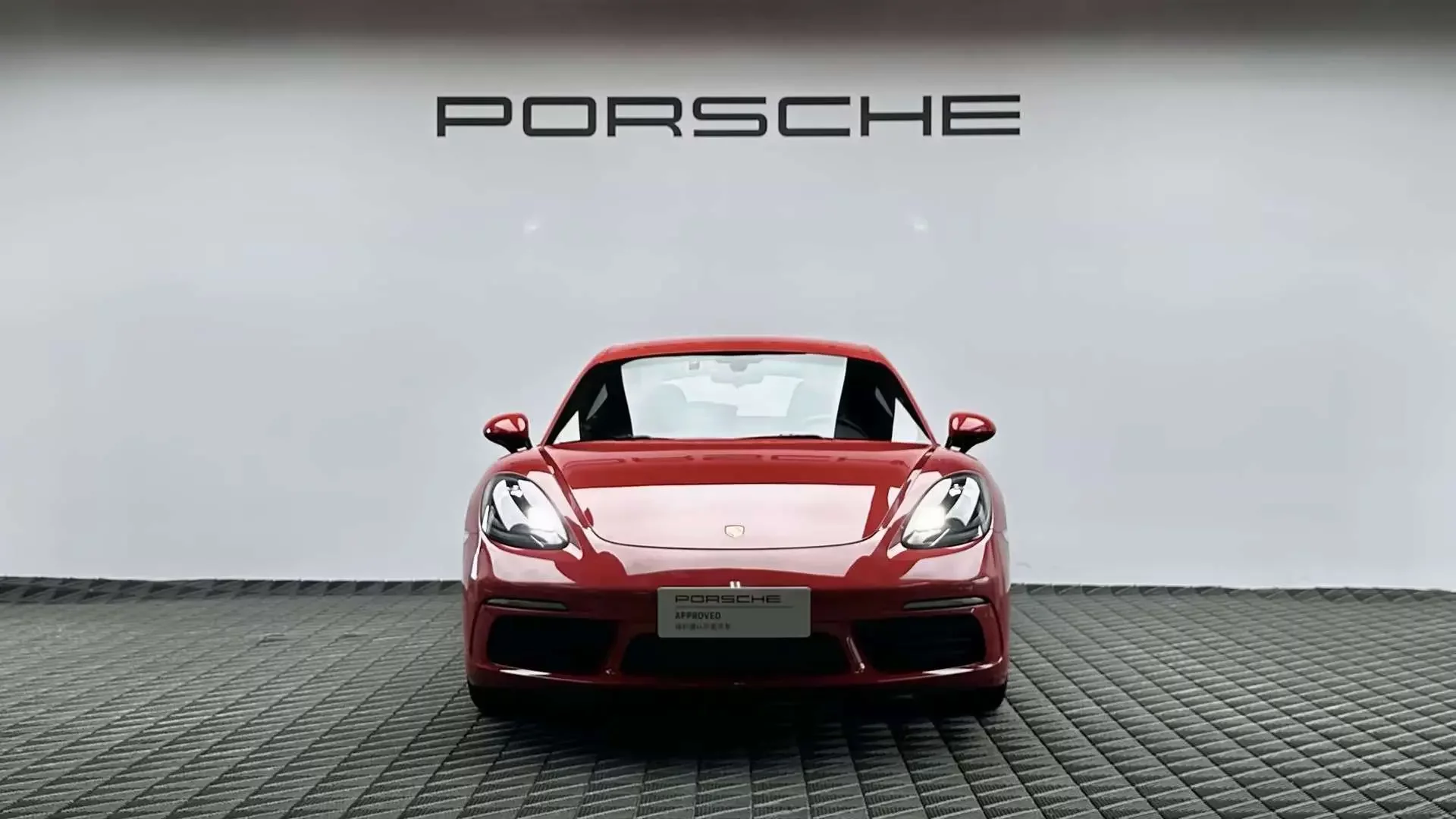 Porsche 718