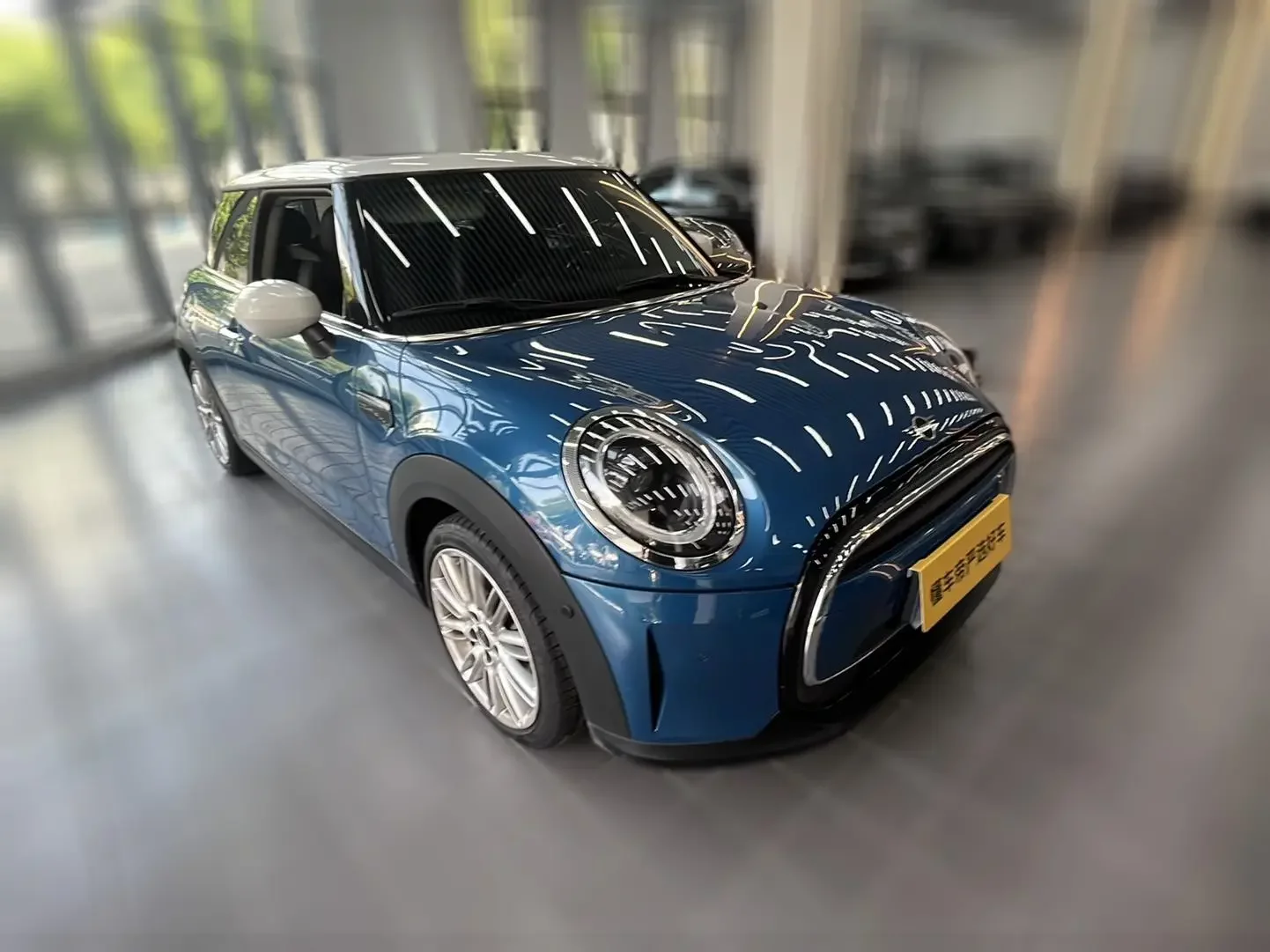 MINI 