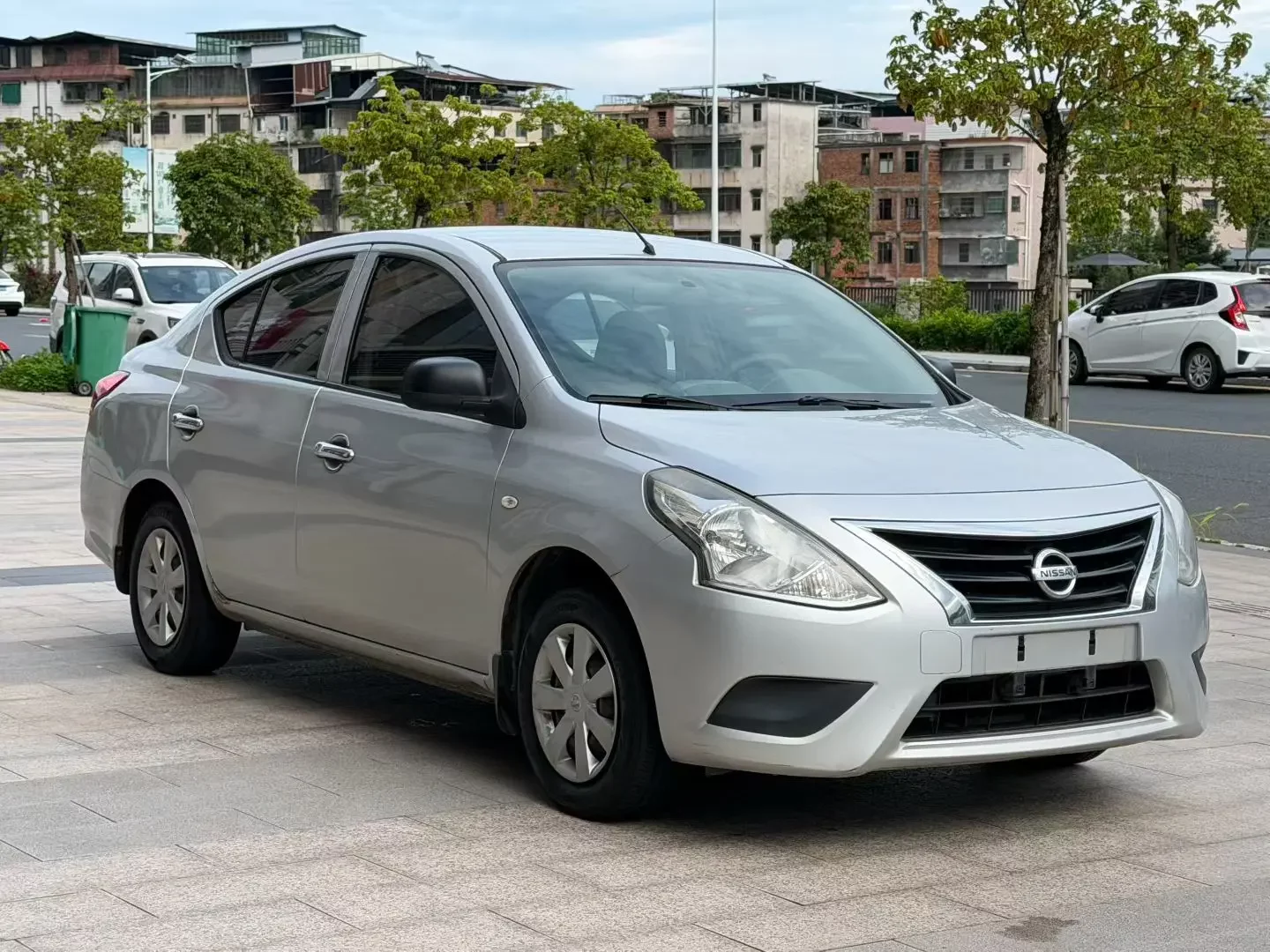 Nissan Sunlight